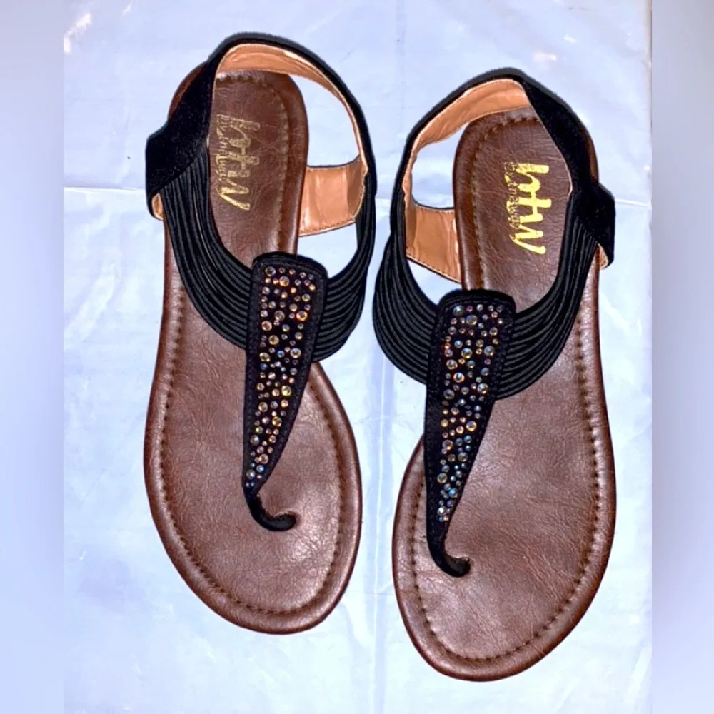 Sandals size 7 - Picture 1 of 3